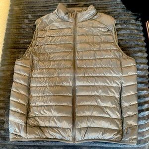 Uniqlo Ultra Light Down Vest